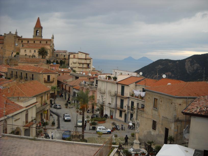 Vista del comune di Ficarra